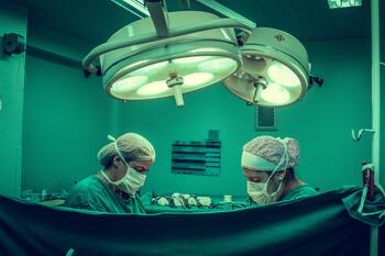 Contratação de Equipe de Atendimento e Recepção para Hospitais e Clínicas Contratação de Equipe de Atendimento e Recepção para Hospitais e Clínicas
